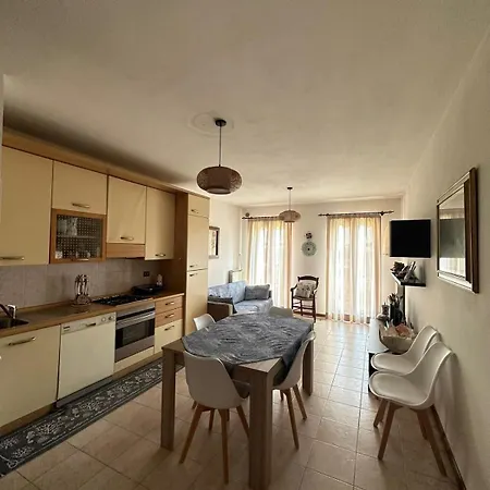 Con Garage Apartmán